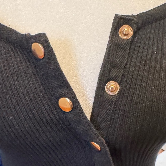 LOVE TREE Black Ribbed Bodycon Midi Dress - Picture 2 of 8